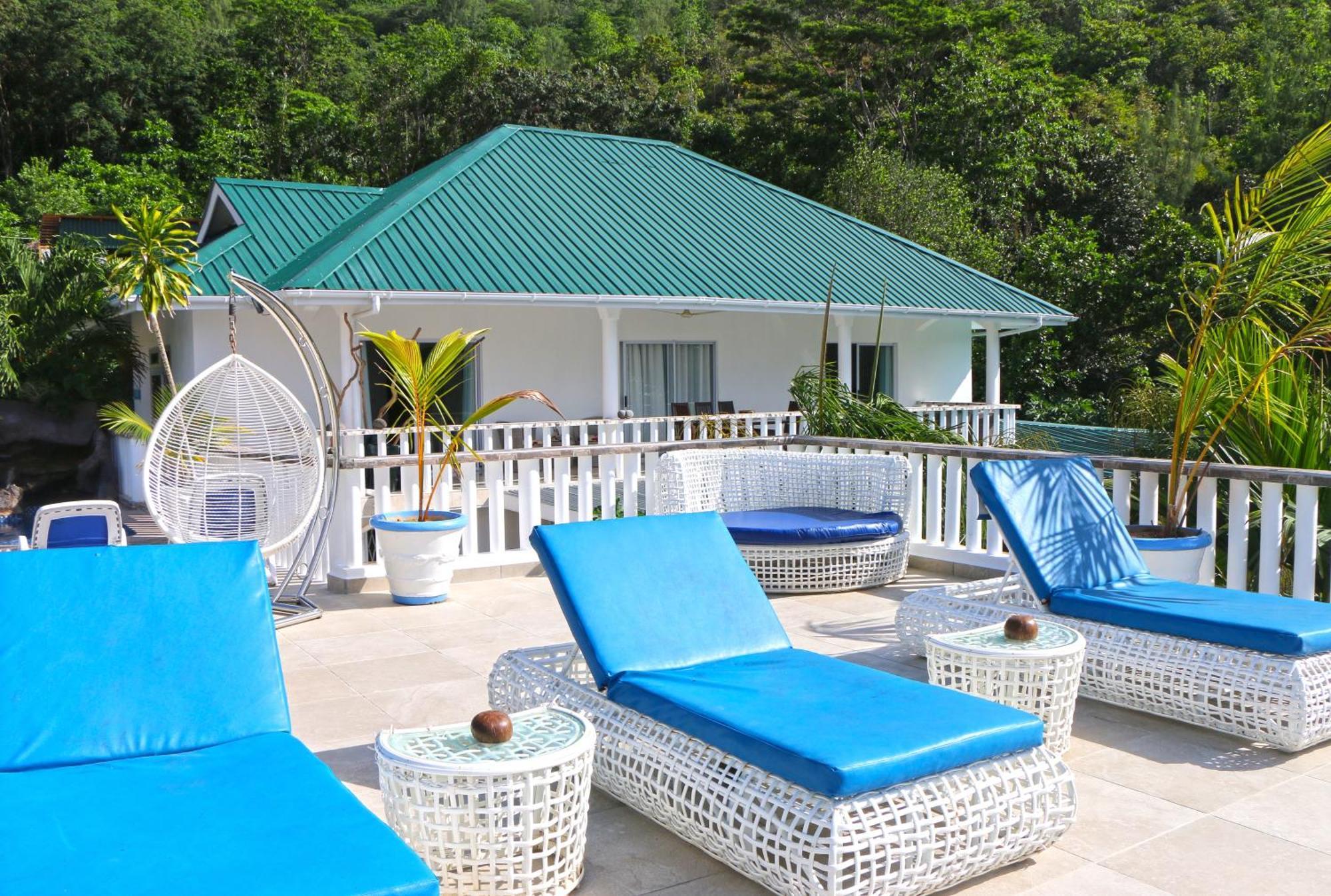 Ocean Blue Bay Apartment Anse Volbert Village  Bagian luar foto