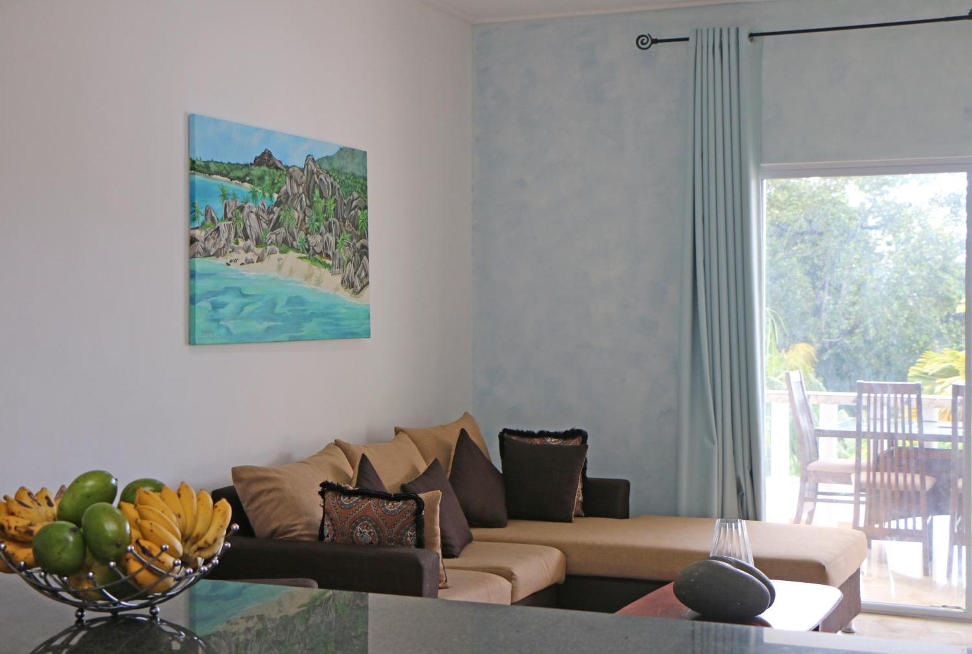 Ocean Blue Bay Apartment Anse Volbert Village  Bagian luar foto
