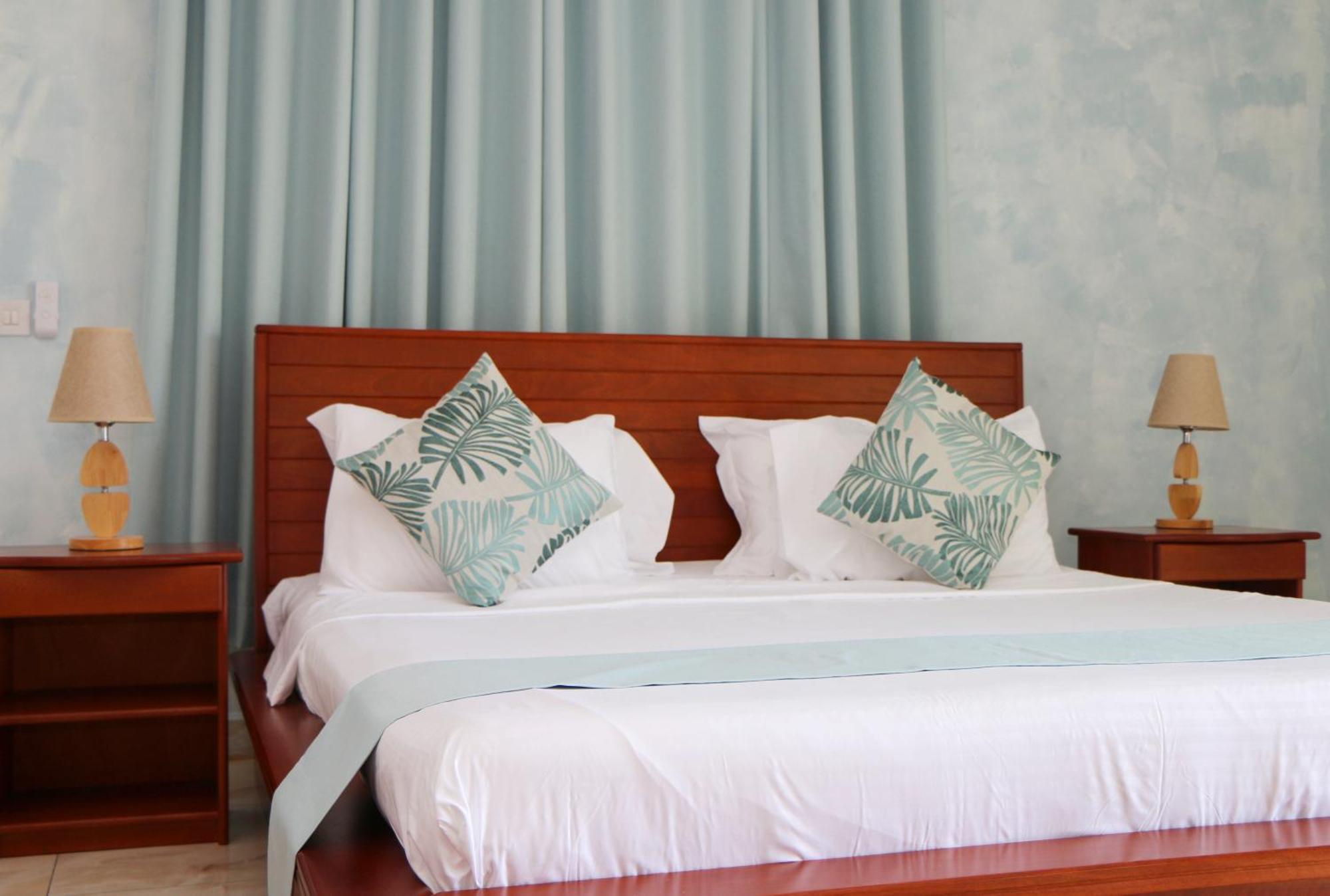 Ocean Blue Bay Apartment Anse Volbert Village  Bagian luar foto