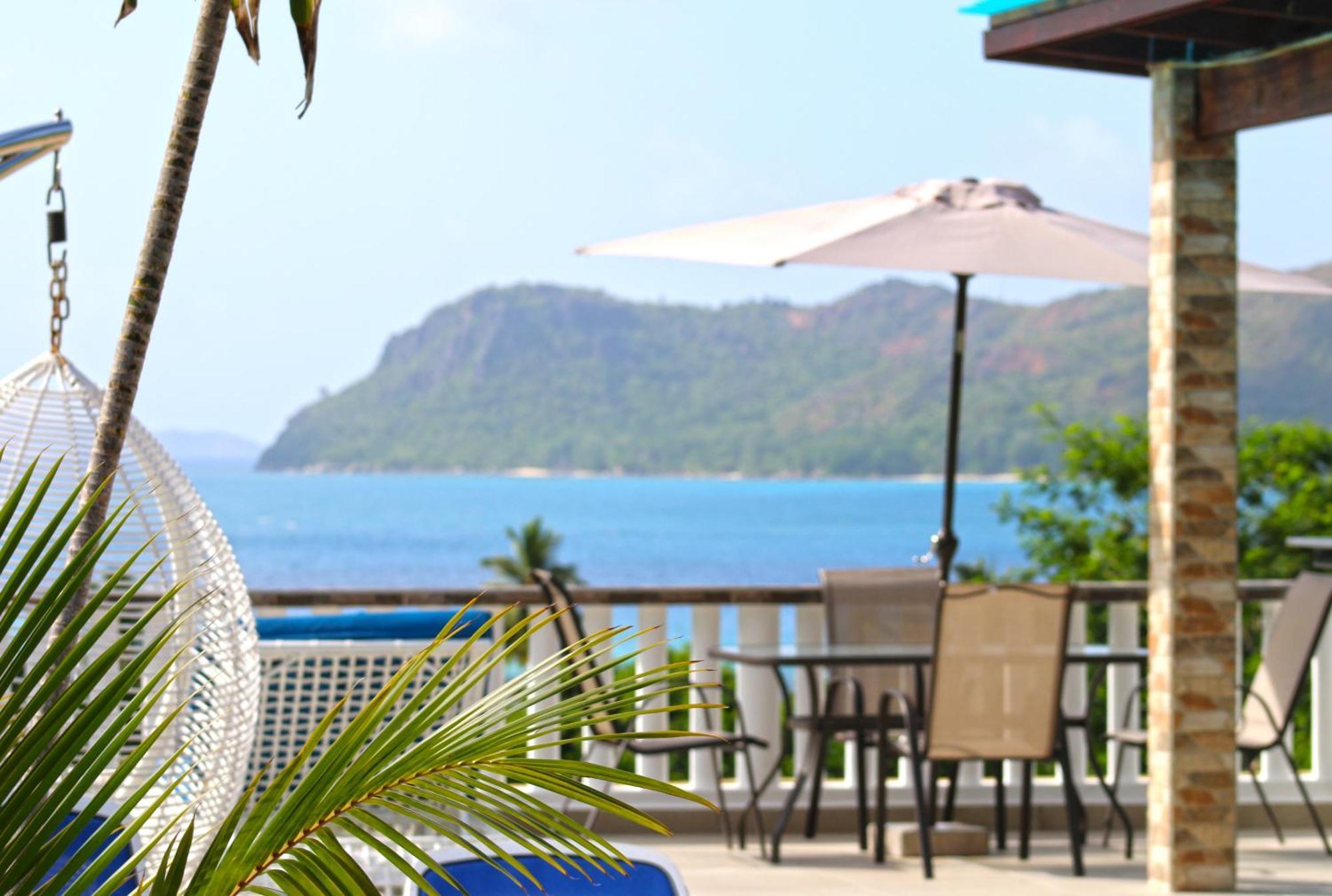 Ocean Blue Bay Apartment Anse Volbert Village  Bagian luar foto